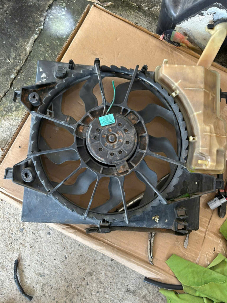 Sửa chữa xe hư quạt giải nhiệt