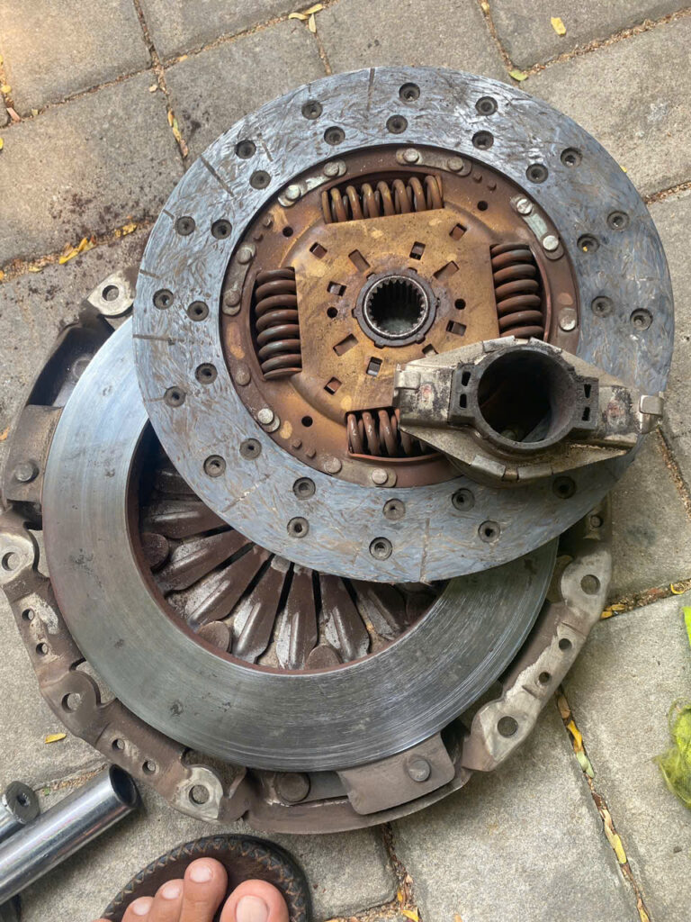 Sửa chữa xe hết bố anbida